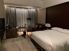 -广州天河希尔顿酒店