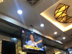 -渝君重庆火锅(嘉宾路店)