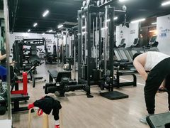 -申驰运动康复中心·中立位肌肉加强馆