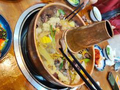 -岳记兴隆·青城腊排铜火锅(融创店)