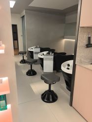 -Z.X HAIR SALON张新美业