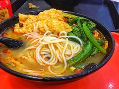 -螺小胖柳州螺蛳粉(钟楼总店)