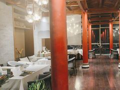 -宝燕壹号景观餐厅(龙盛国际商业广场店)