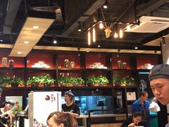 -渝是乎川渝小炒(新世界百货望京店)