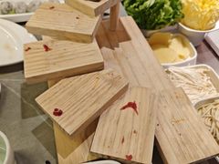 -宴全牛粤来越牛潮汕鲜牛肉火锅(海州万达广场店)