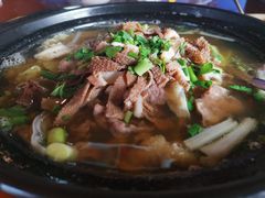 -谢老五跷脚牛肉·非遗传承店