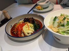-江城小馆陕南妈妈菜·全球旅行餐厅(钟楼店)