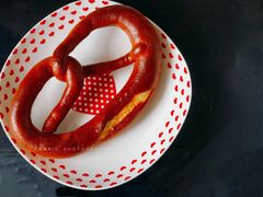 碱水面包圈Pretzel-贝克托马斯·德式烘焙传承(海上世界店)
