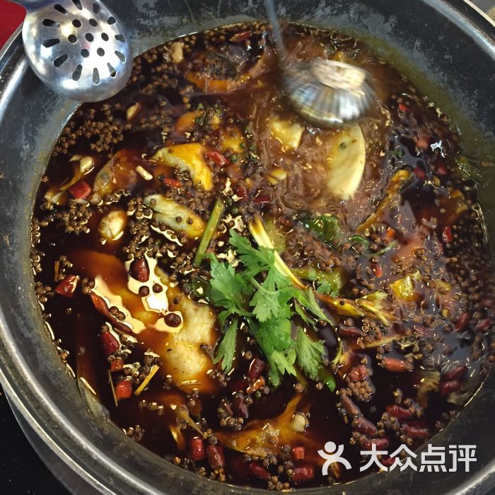 鲜花椒土锅鱼图片 - 第5张