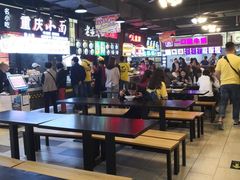 大堂-八一好吃街·高品美食广场