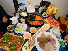 -热火朝天鲜切牛肉火锅(南强街巷店)