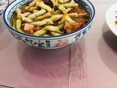 芸豆炖五花肉-雪湖煜辰鱼头老店(雪野湖店)