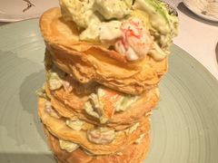 牛油果三文鱼龙虾塔-食廬(虹桥南丰城店)