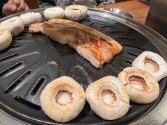 -明洞阿姨韩式酱蟹烤肉大排档(方庄店)