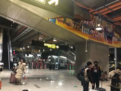 -康新公路(地铁站)