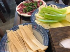 -受气牛肉·耙牛肉火锅(水晶郦城店)
