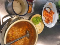 -马路牙子烧烤音乐酒馆(望京店)