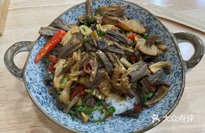 Deer Mushroom and Pork Slice Mixed Rice