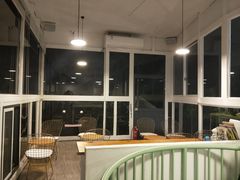 -有猫主题·治愈系猫咖(曾厝垵店)