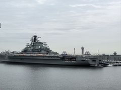 -泰达航母主题公园