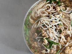 -正宗杨记普洱酸醋米线(总店)