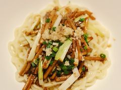 -恰餐厅及酒吧 CHAR Bar & Grill (北京丽都皇冠假日店)