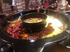 重庆特色牛油底料-南山八号火锅(曲江创意谷店)