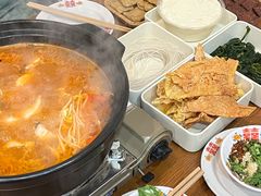 -猫爷的腔调·黔小馆(交大医学住宅区店)