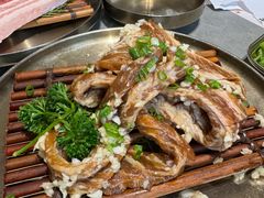 -草家酱蟹炭火烤肉店(珲春南路一店)