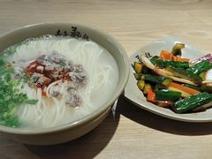 猪肘汤面-亮亮拉面(师范路店)