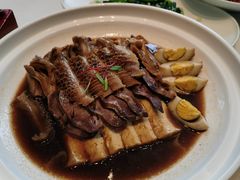 -鸽子侯·家宴·平价海鲜(绿地店)