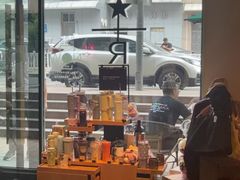 -星巴克臻选(青岛麦凯乐分店)