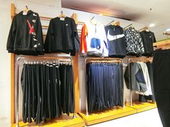 -NIKE(青岛四方利群店)
