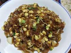 -臻吃客主题餐厅(人民路店)