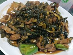 -堤边美食