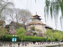 -泉城广场