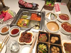 -海底捞火锅(芜湖银泰城店)