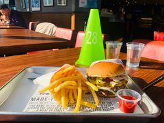 二重奏汉堡-FATBURGER 特富客汉堡(外交公寓店)