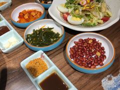 -明洞阿姨·韩式酱蟹烤肉·创意料理(三元桥店)