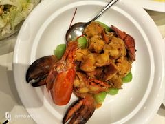 -万龙洲海鲜(大兴绿地缤纷城店)