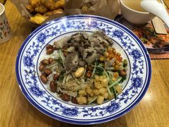 -甘掌门·化州驰名牛杂粉(越秀店)