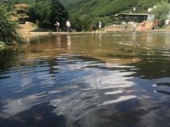 -安吉龙王山峡谷漂流