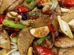 -红栌温泉山庄生态美食餐厅