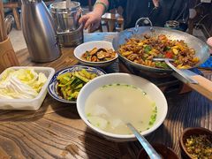 -富正毅三下锅·湘西韵味(天门山索道店)
