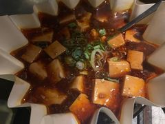 -穹六人间 people 6(岳阳路店)