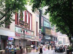 -八一路好吃街(雨田商务大厦店)