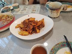 -汗腾格里·风味餐厅(新疆驻京办店)