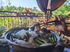 -万兴启丰椰子文化园餐厅