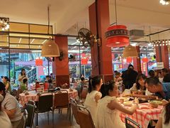 -刘姐啤酒鱼民族演艺餐厅(西街总店)