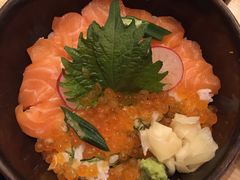 三文鱼三文鱼籽鱼生饭-希望日本料理(保利香槟花园店)